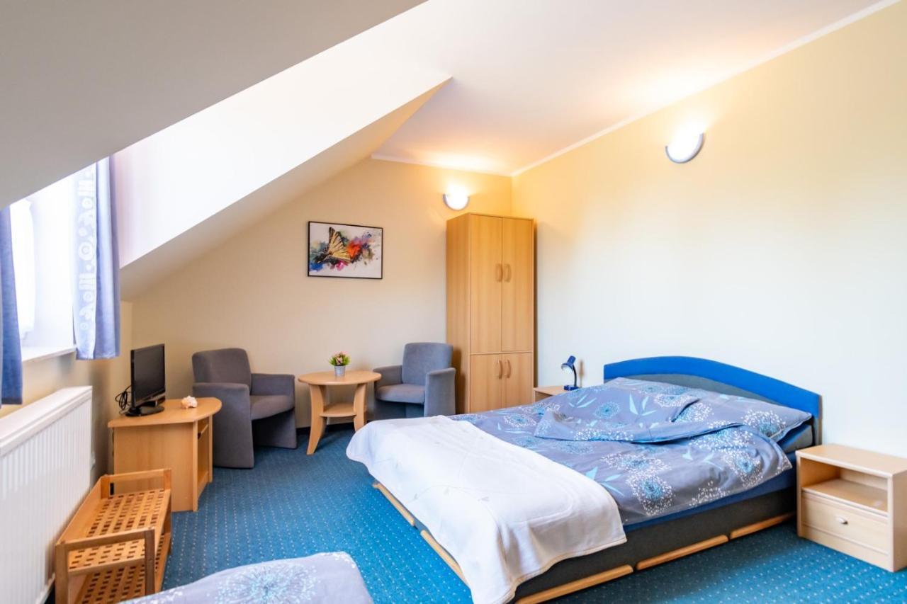 Pod Platanem Hotel Rowy  Ngoại thất bức ảnh