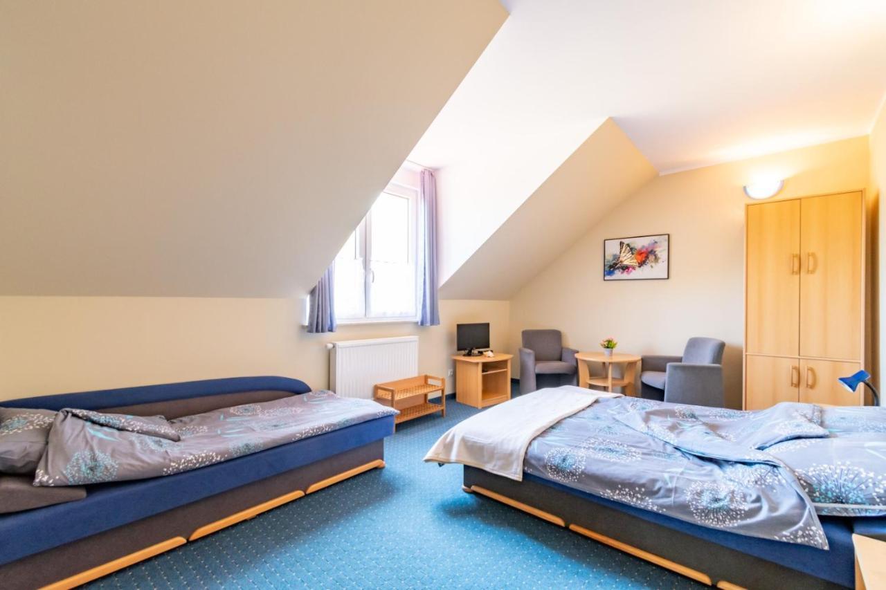 Pod Platanem Hotel Rowy  Ngoại thất bức ảnh