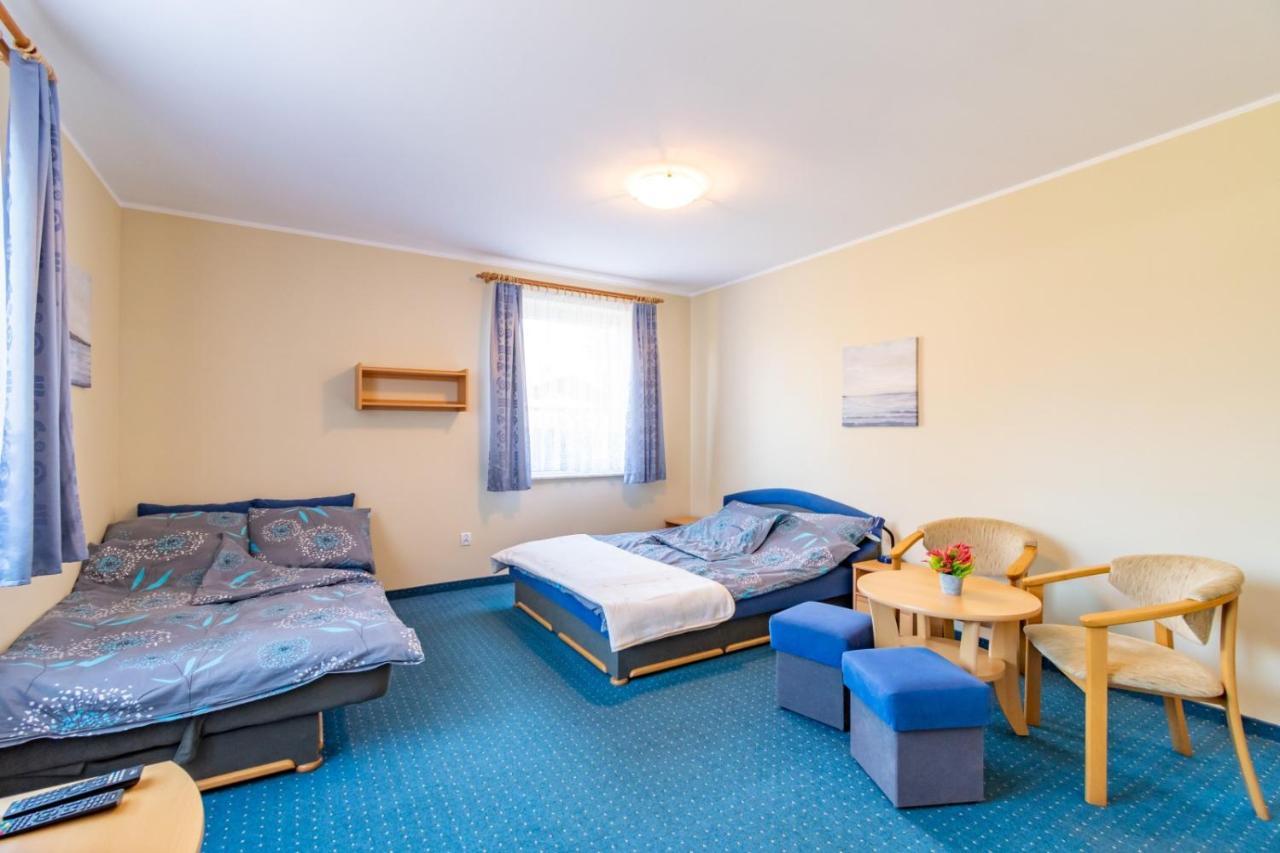 Pod Platanem Hotel Rowy  Ngoại thất bức ảnh