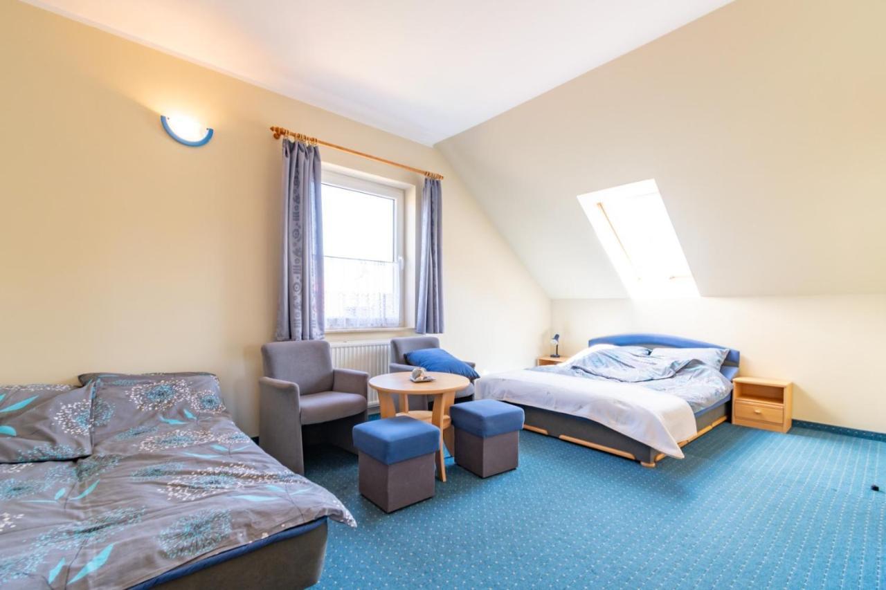 Pod Platanem Hotel Rowy  Ngoại thất bức ảnh